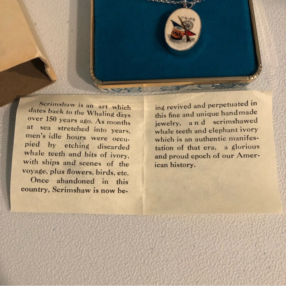 Vintage Sterling Scrimshaw Bicentennial Necklace WITH BOX & PAPERWORK - Picture 5 of 7